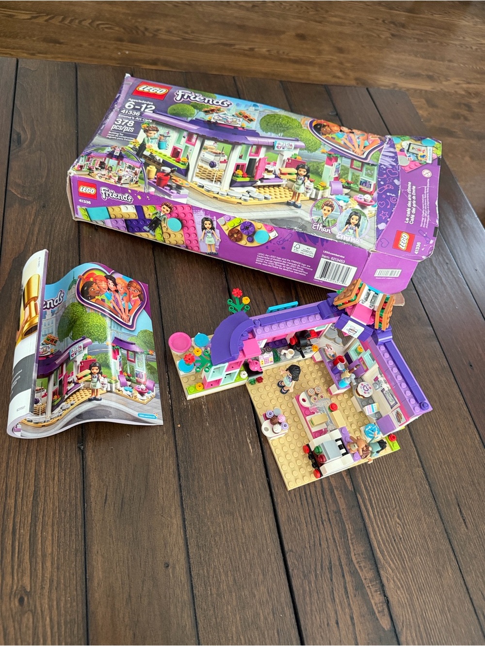 LEGO Friends 41336 Emma’s Art Café Retired Set